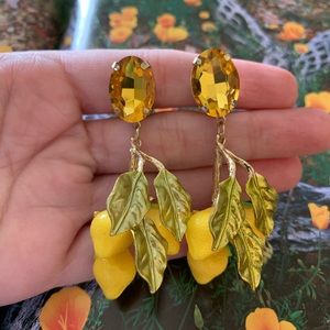 Lemon gold earrings